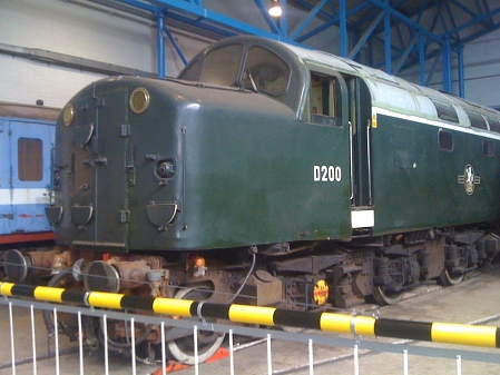 © Darren Hayman Grüner Zug im National Railway Museum
